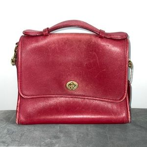 Rare Vintage Coach red Court leather purse (Closing closet last chance) ♥️